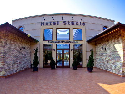 Airport Hotel Stáció